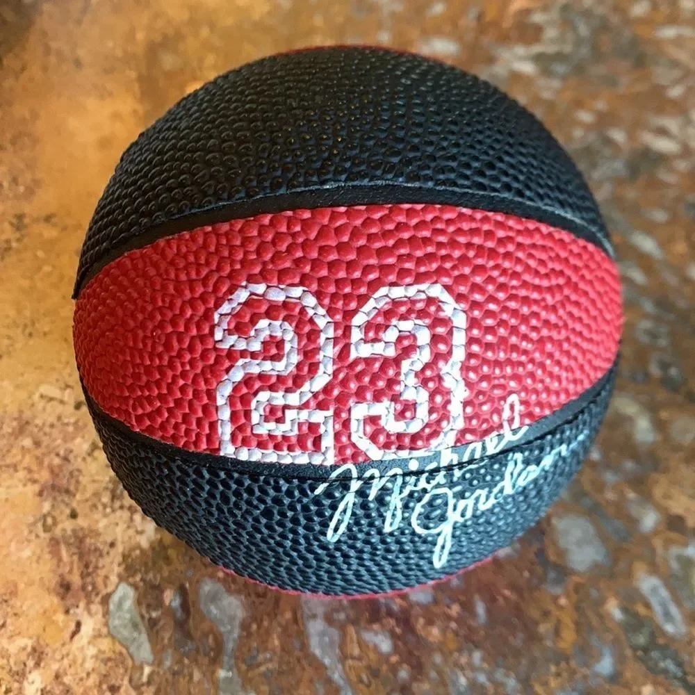 Michael Jordan #23 Watch Inside Mini Wilson Basketball Display Vintage